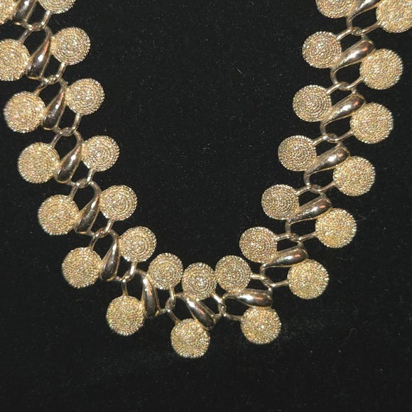 Unmarked VTG MCM Gold Tone Textured Double Disc Link Necklace & Bracelet Set - Picture 3 of 8